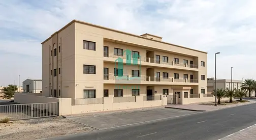 سكن عمال  نظيف وجيد الصيانة  للإيجار | الجرف، عجمان