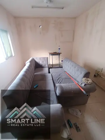 No cash deposit near to gold center 1bhk with close hall with balcony family building rent only 22k