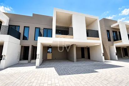 Spacious 3BR | Maid’s Room | Landscaped Garden