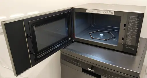 LG Microwave, Oven & Grill, 42 Litres Smart Inverter