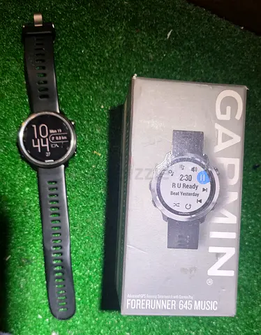 Garmin Forerunner 645 Music GPS Running Watch -