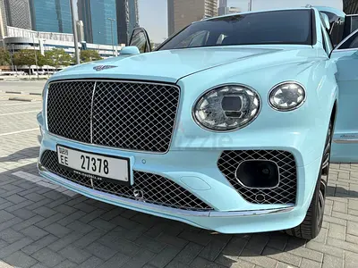 2023 Bentley Bentayga Azure GCC Specs - under Bentley Warranty, free Bentley service
