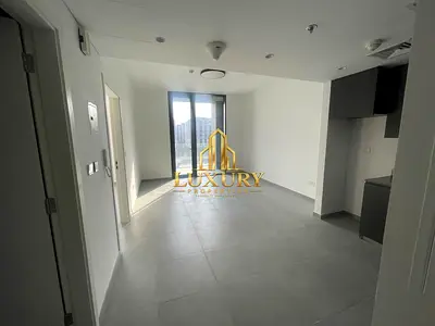 Spacious 1BR Apartment | 2 Bathrooms | 2 Balconies | Best Price | Tiraz 4