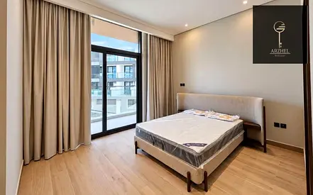 IMPRESSIVE APARTMENT | BRIGHT & SPACIOUS