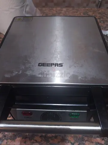 Waffle maker  65 aed