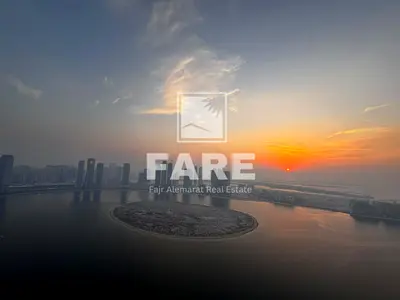 للبيع | دوبلكس فاخر 5 غرف – إطلالة بانورامية على بحيرة الممزر والخليج