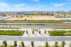 Cosy | Skyline and Community View | Vacant