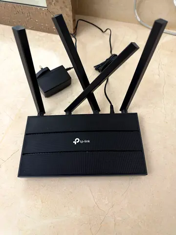 TP-Link Wireless Dual Band Router with 4 External Antennas - Good Condition