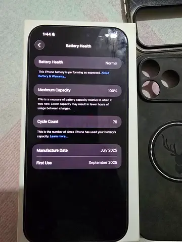 Iphone 17 pro max 256 battery 100%