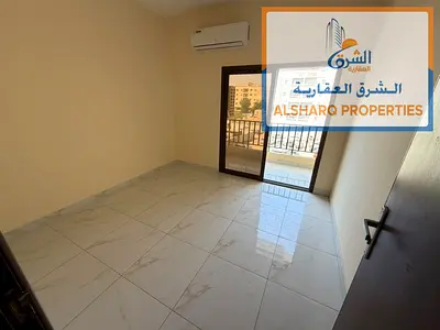 ✨ فرصة 3 غرف وصالة بـ 40 ألف بالنخيل ثاني صف الكورنيش! مساحة كبيرة مع موزع، بلكونة إطلالة مفتوحة، و2 حمام مقابل دي تو دي مباشرة ✨