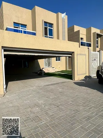 Villa for sale: ground floor + first floor
