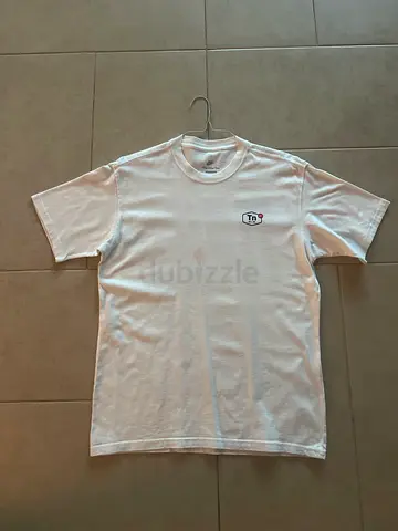 NIKE TN SHIRT