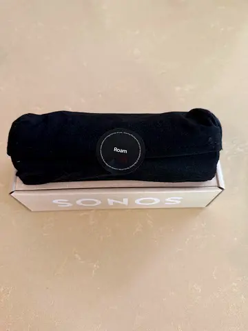 Sonos Roam. In box never used 1st edition