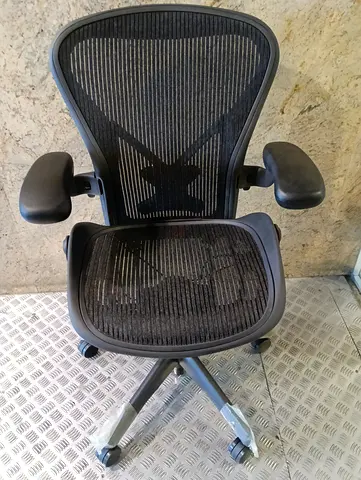Brand New Herman Miller Aeron chair fully loaded size B