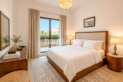Spacious Unit | Large Terrace | Prime Location