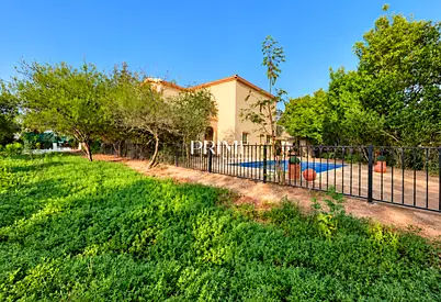 New to Market | Vacant | Plot 10,289 sq.ft