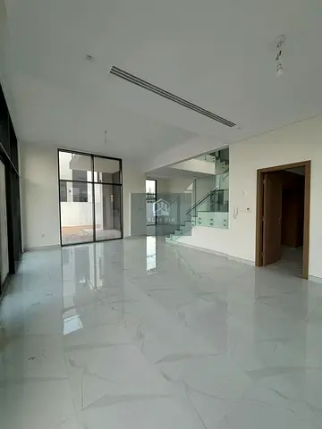 Near Amenities | Large Layout | Landscaped