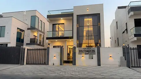 فرصة مميزة | فيلا 5 غرف ماستر مقابل مسجد بالباهية | 2 مليون شامل الرسوم  🏡 فيلا للبيع في الباهية – عجمان | طابقين وروف علوي