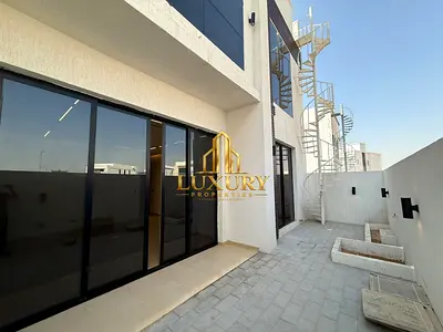 BRAND NEW 5 BR AVAILABLE | LUXURY LIFE STYLE | MODREN LATOUT