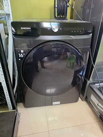 Samsung dryer 16kg good condition for sale