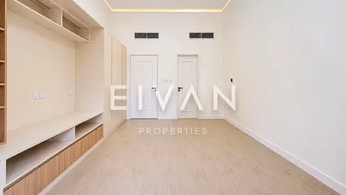 Family-Friendly | Balcony & Parking | Prime Rental