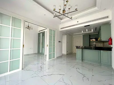 PRIME LOCATION | SPACIOUS | CHILLER INCLUDED