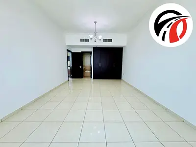 شقة بغرفة نوم واحدة | برج الرابية | مجان | إطلالات على المدينة والصحراء | غير مفروشة