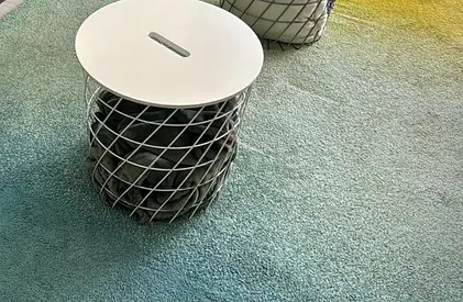 Small metal wire side table/stool with removable top