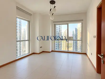 High-Floor 1BR | City & Lake View | Unfurnished Apartment