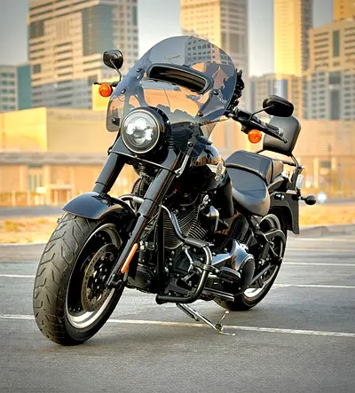 2017 Fat Boy S (CVO) | Screamin’ Eagle 110 | GCC | Vivid Black