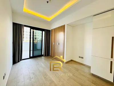 EXQUISITE STUDIO | HUGE TERRACE | COZY STUDIO!!!!!