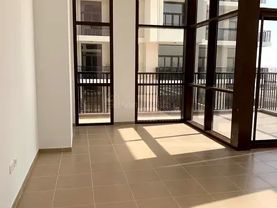 Central Park | 2 Parkings | Vacant on Transfer