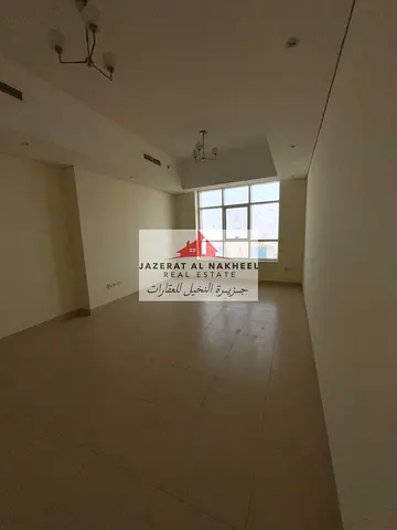 For sale: 3 bedrooms, a living room, and a maid’s room. Features a full view and is located in a vibrant area with complete amenities, situated within