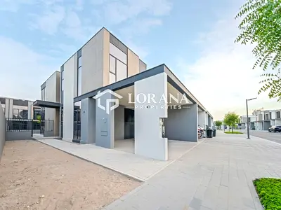 UNFURNISHED | READY TO MOVE IN | ACCESSIBLE LOCATION