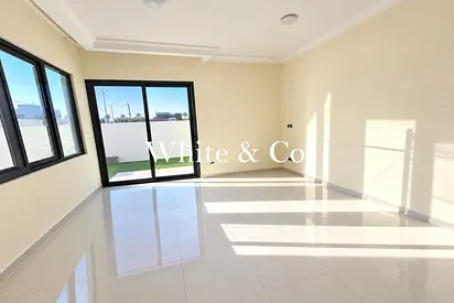 Mid Corner | Unfurnished | Available Now