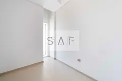 EXCLUSIVE | VACANT | HIGH CEILING