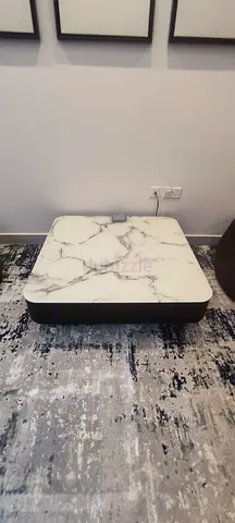 Modern Marble-Effect Coffee Table – Elegant Design