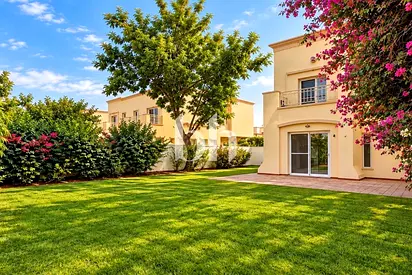 Recently renovated | Single Row | Full Lake view