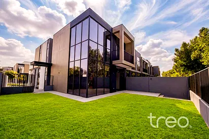 4 Bed G+1 | Over 3000sqft Plot | Single Row