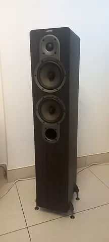 Jamo S426 floorstanding speakers - 2 towers (no grills, spikes included)