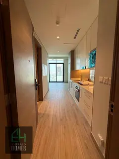 JVC Studio | Downtown View | Balcony