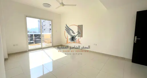 شقة غرفتين وصالة أول ساكن للإيجارالسنوي في الراشدية 2 عجمان تشطيب راقي