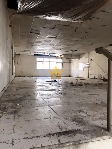 NO TAX- WAREHOUSE with Mezzanine -Prime Location