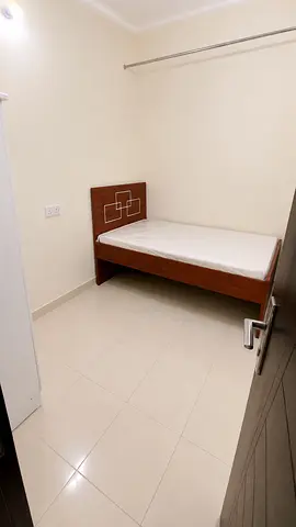💎 Premium Partition in Deira | Near Baniyas Metro & Abra Station