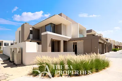 Spacious 4BR Villa | Corner Plot | Driver Room