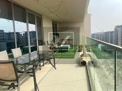 SPACIOUS APARTMENT | READY TO MOVE IN I SIMPLEX