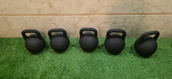 Kettlebells 8kg pair 12kg pair & 20kg one pcs