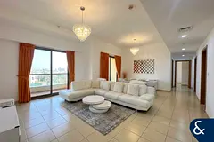 Large Layout | Low Floor | Sea Facing