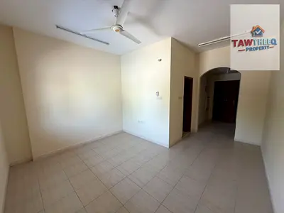 استوديو واسع بمطبخ منفصل للإيجار في المويهات 3 – عجمان