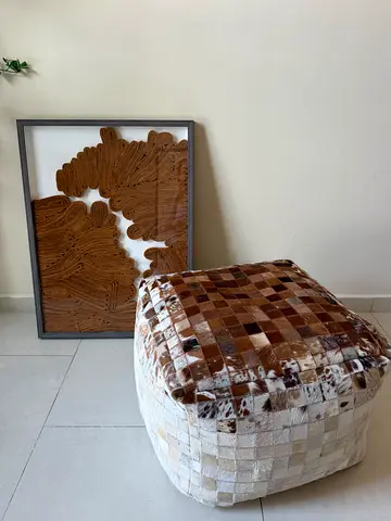 Framed wall art & ottoman